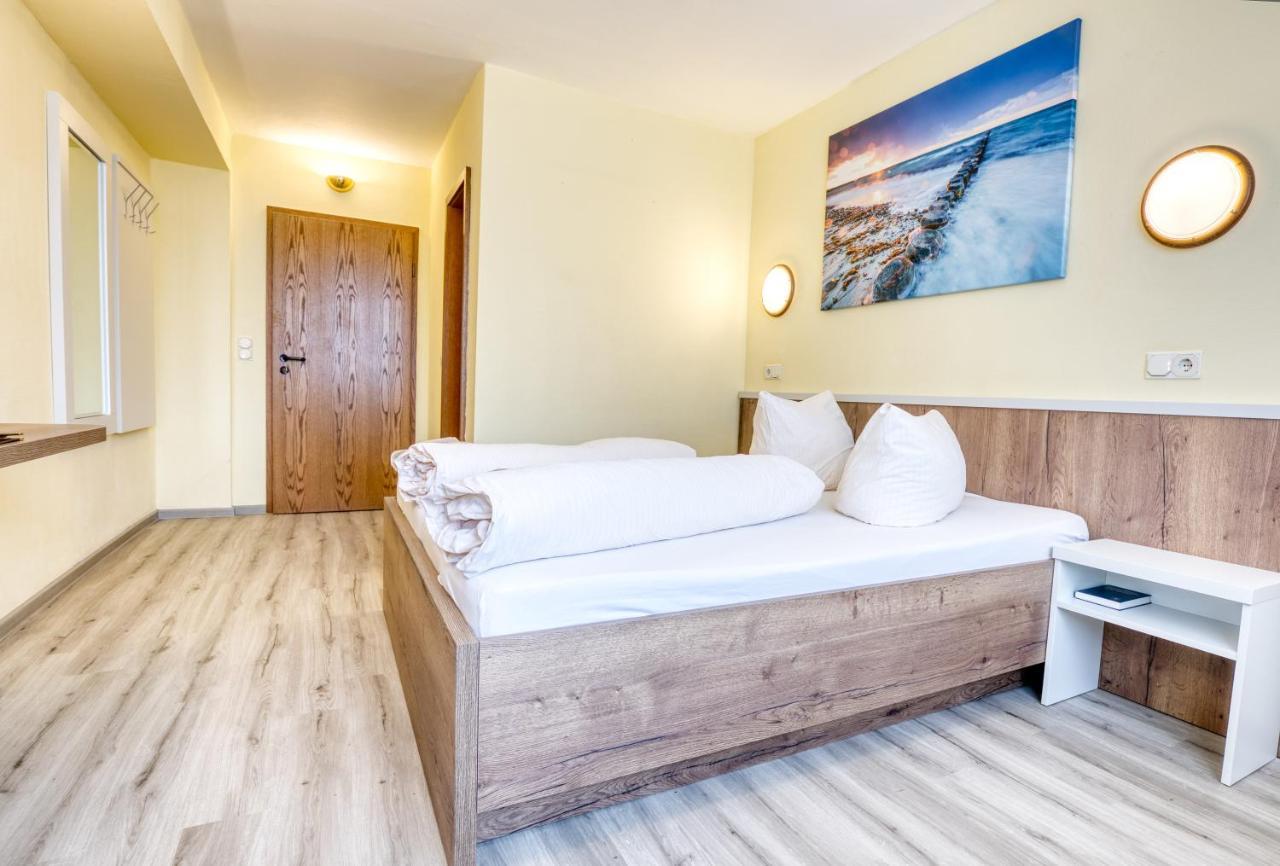 Hotel Kiebitz An Der Ostsee 보르게렌데레트비슈 외부 사진